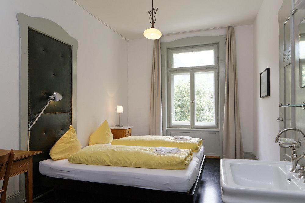 Kurhaus Berguen Hotell Exteriör bild