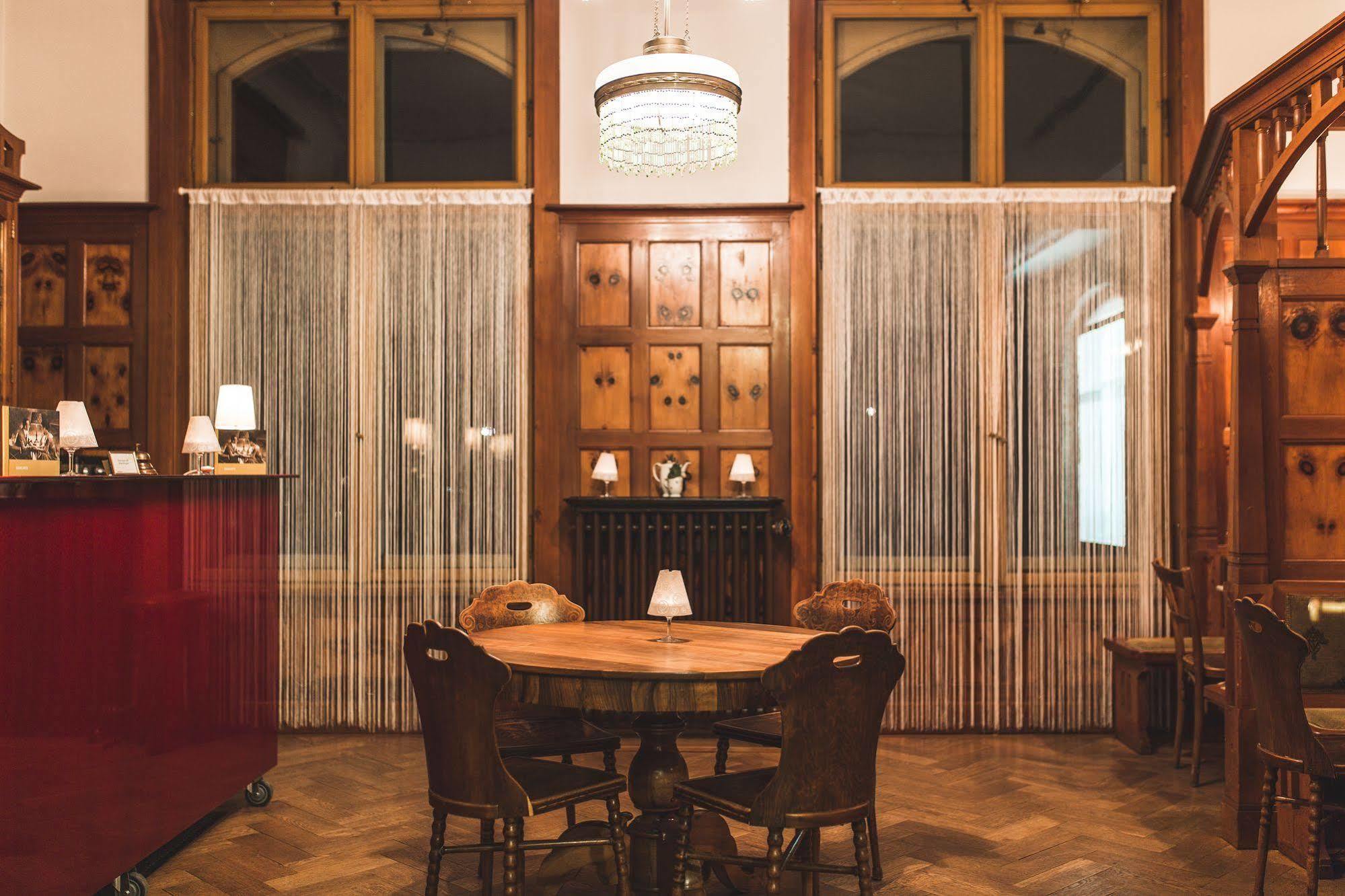Kurhaus Berguen Hotell Exteriör bild